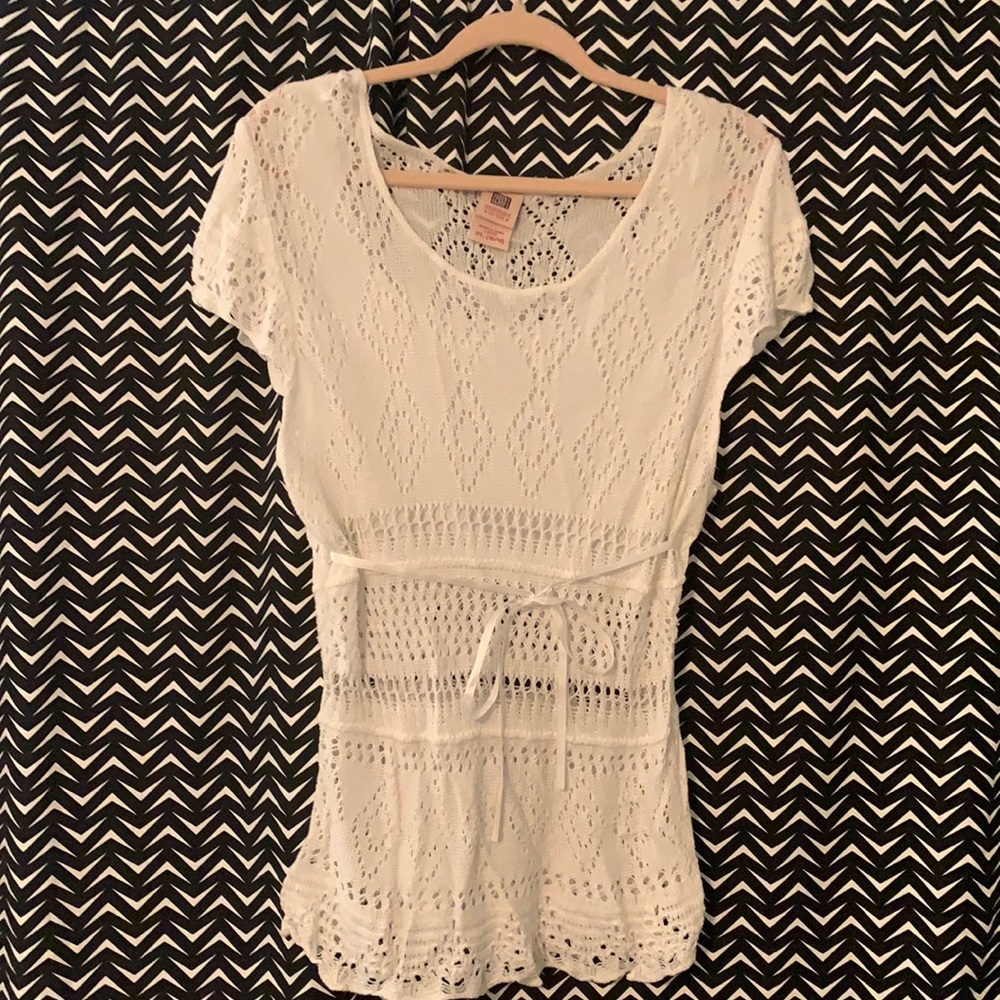 Faded Glory White knit top